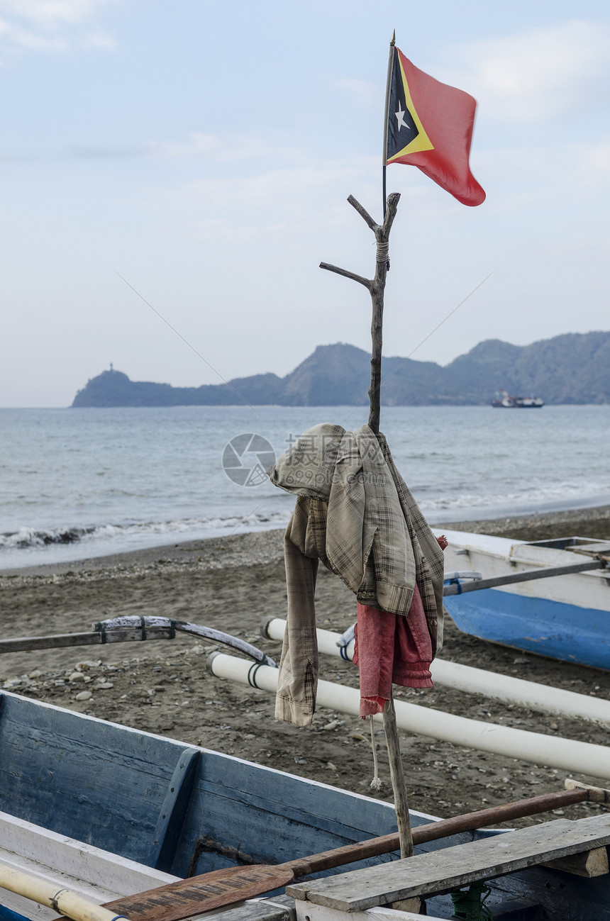 渔船东面三角旗海岸线旗帜海岸钓鱼海滩旅行图片