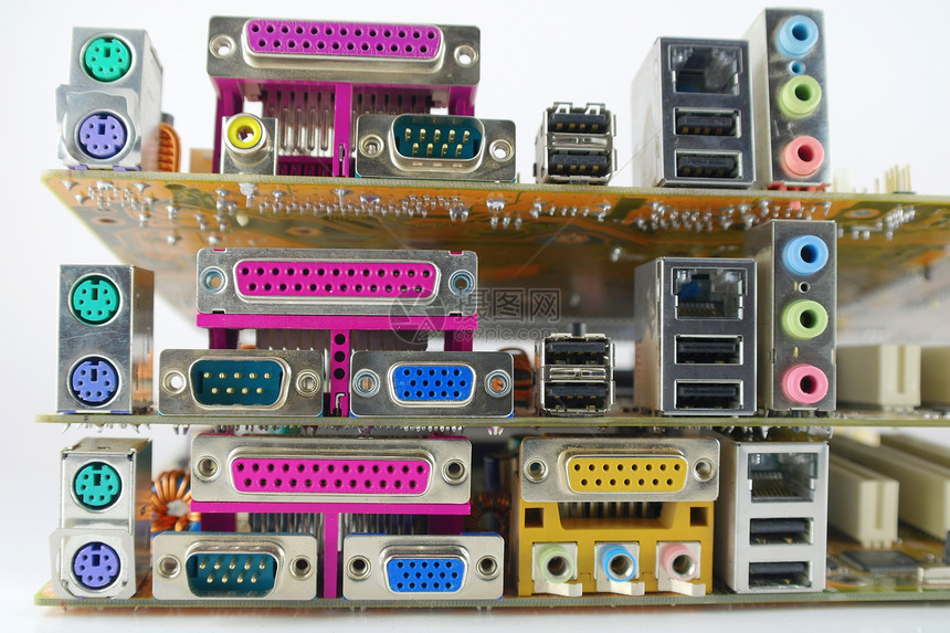 计算机主板的接口插头和口袋视频木板界面电子产品粉色网络工程桌面母板电路图片