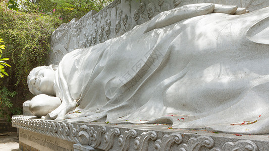 佛祖 越南Nha Trang的地标雕像佛教徒游客棕褐色吸引力雕塑宗教旅行旅游金属背景图片