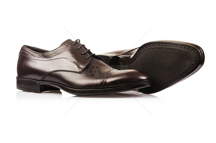 白色男性鞋子的时装概念鞋类齿轮脚跟反射骡子靴子男人皮革正装橡皮图片