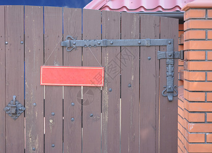 旧围栏 有空白招牌背景图片
