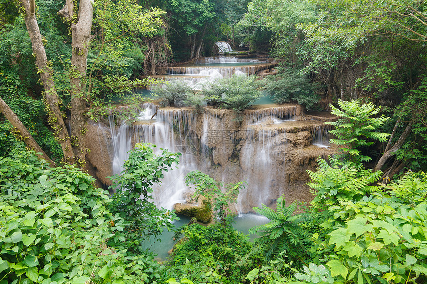 美丽的瀑布溪流公园流动叶子测量国家森林环境小溪热带图片