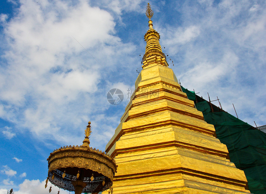 泰国法拉的寺庙旅行建筑学金子佛教徒地标文化天空虎年宝塔宗教图片