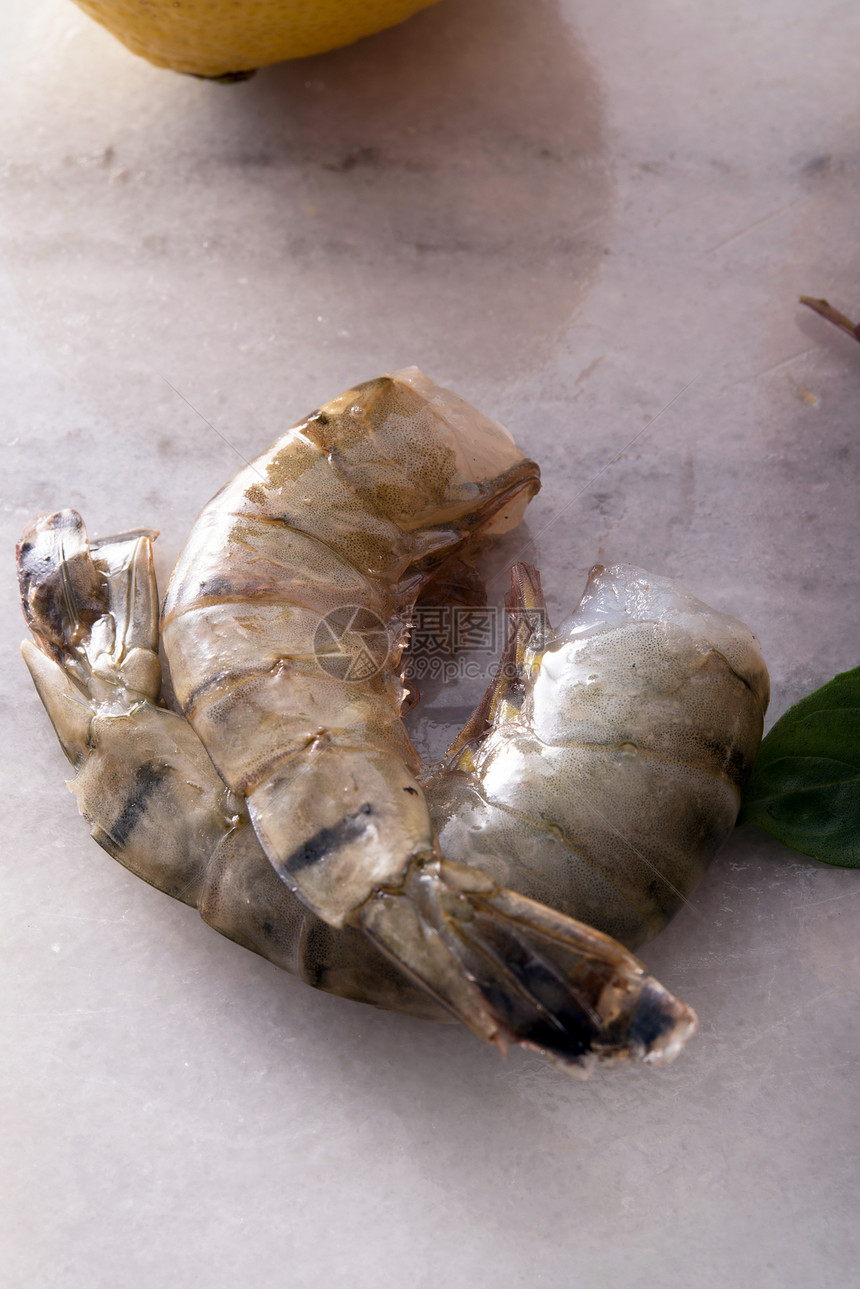 新鲜虾虾玻璃甲壳厨房海洋动物团体海鲜贝类橙子柠檬图片