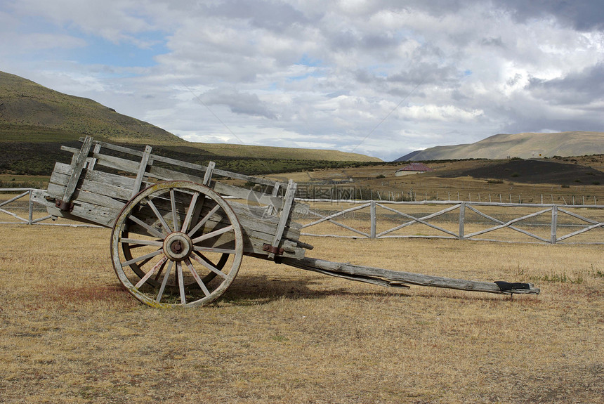 智利的墨盒农村车皮草原牧场国家草地荒野乡村木头图片