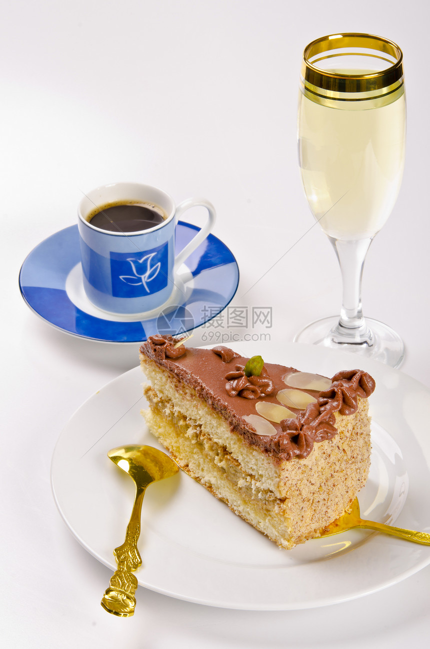 Halva蛋糕 Kaffe和香槟榛子美食面包饮食派对玫瑰盘子食物可可奶油图片