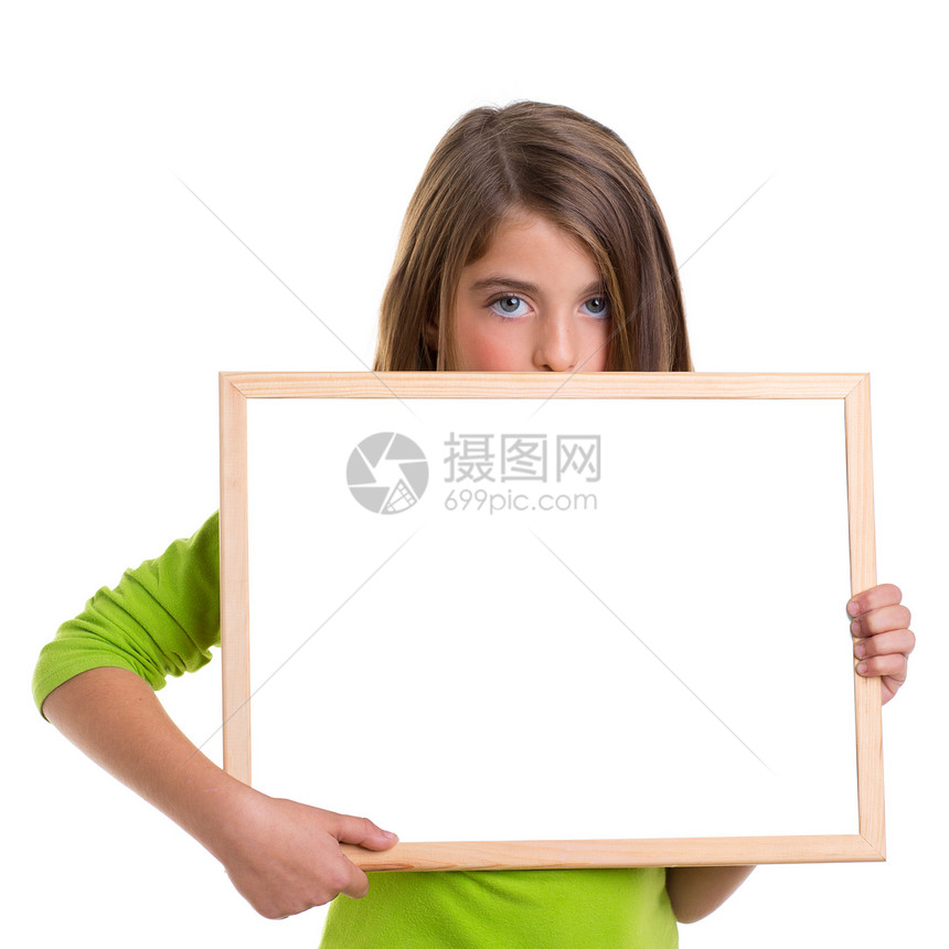 白色框架复制空间空白白黑板的女童女孩童年展示孩子广告牌蓝色女性眼睛卡片孩子们工作室图片