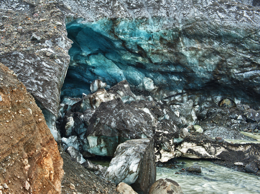 Kverkfjol的冰川冰洞洞穴冻结山脉冰山峡谷季节远足鸿沟蓝色高山图片