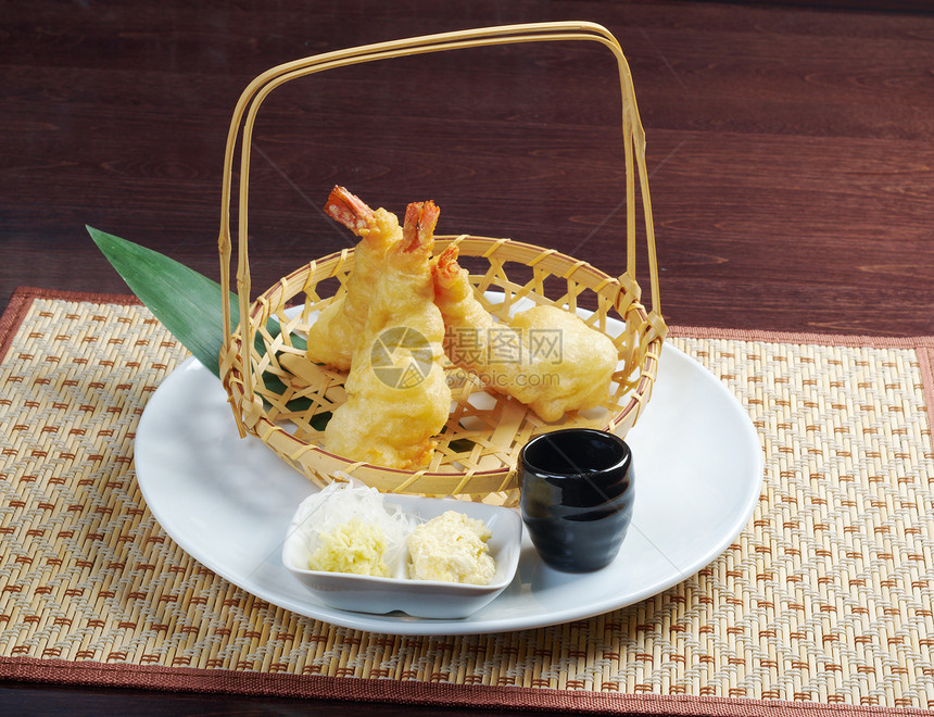日式炸薯条和虾美食美味课程食物食谱豆子烹饪宴会面糊午餐图片