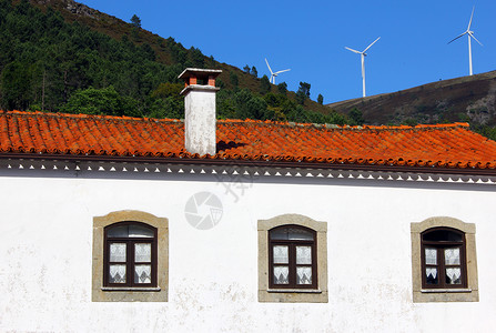 有关小葡萄牙村典型房屋的详情;和背景图片