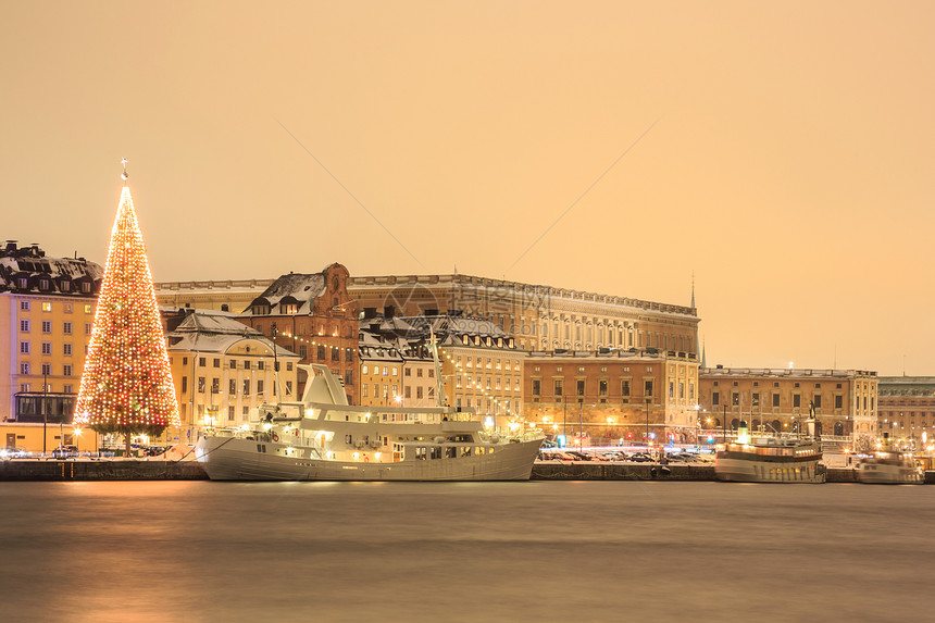 斯德哥尔摩天线夜图片