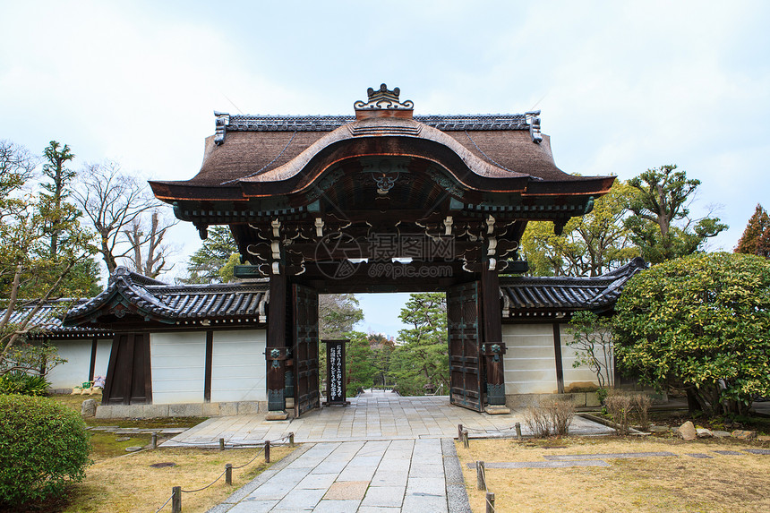 高台寺庙建筑花园树叶公园季节旅行风景池塘地标遗产图片