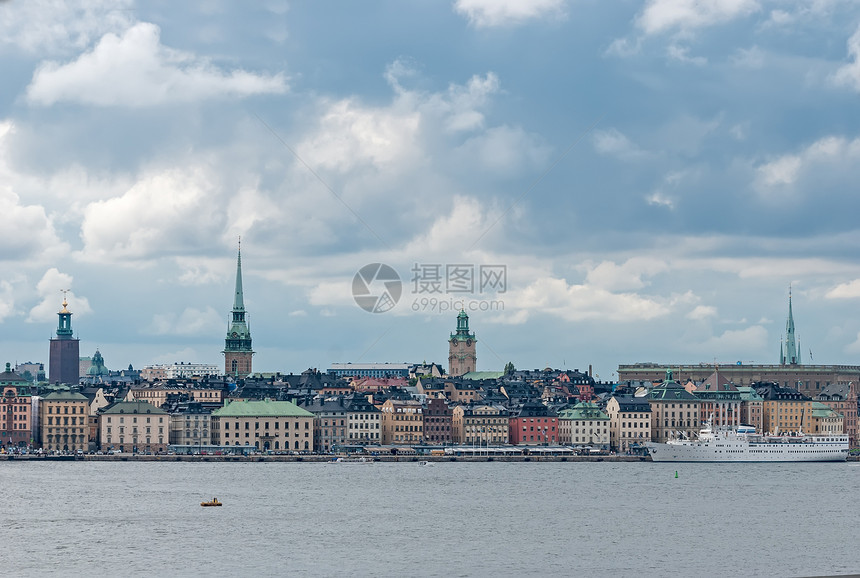 斯德哥尔摩的旧城景色码头风景城市市中心港口地标大教堂全景旅游首都图片