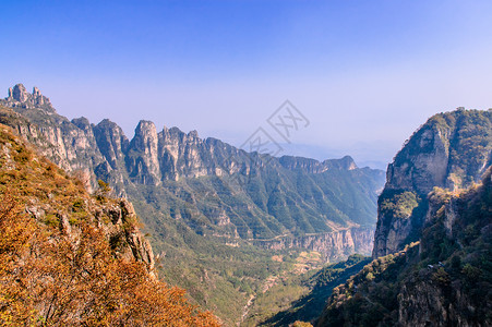 太行山相片天空树木旅行高原蓝色峡谷远足水平太行背景图片