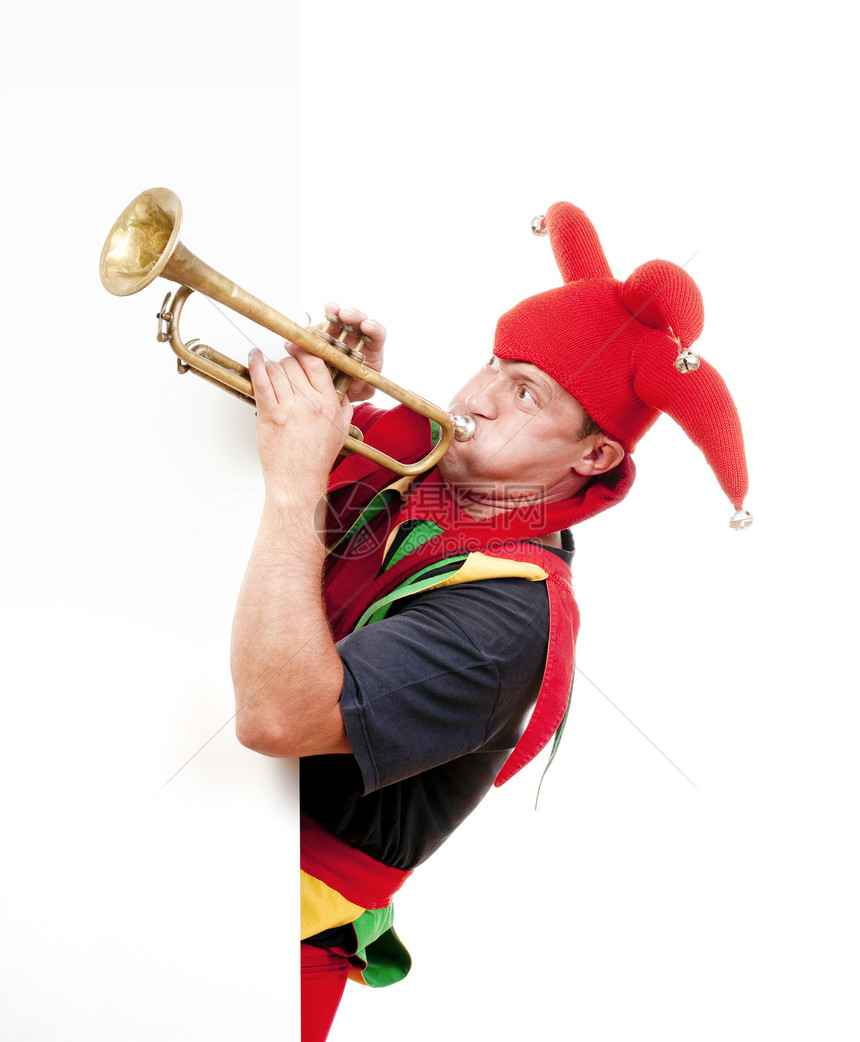 吹喇叭的小丑噪音乐器惊喜喜剧演员娱乐男人傻子红色恶作剧帽子图片
