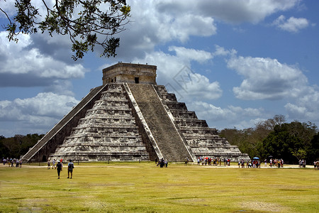 库库尔坎金字塔墨西哥植物高清图片