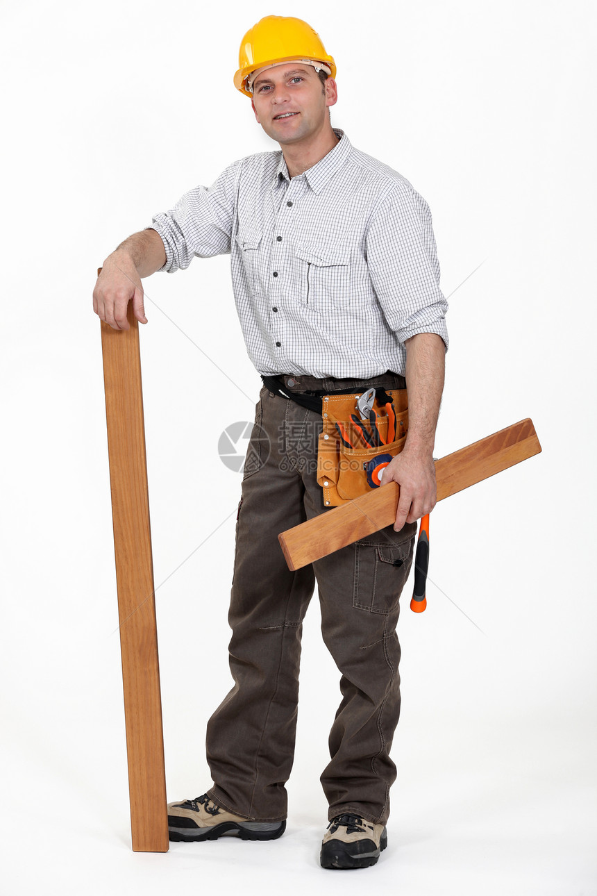 一个男性木匠承包商工具商业建筑师木材材料员工木头工作木板图片