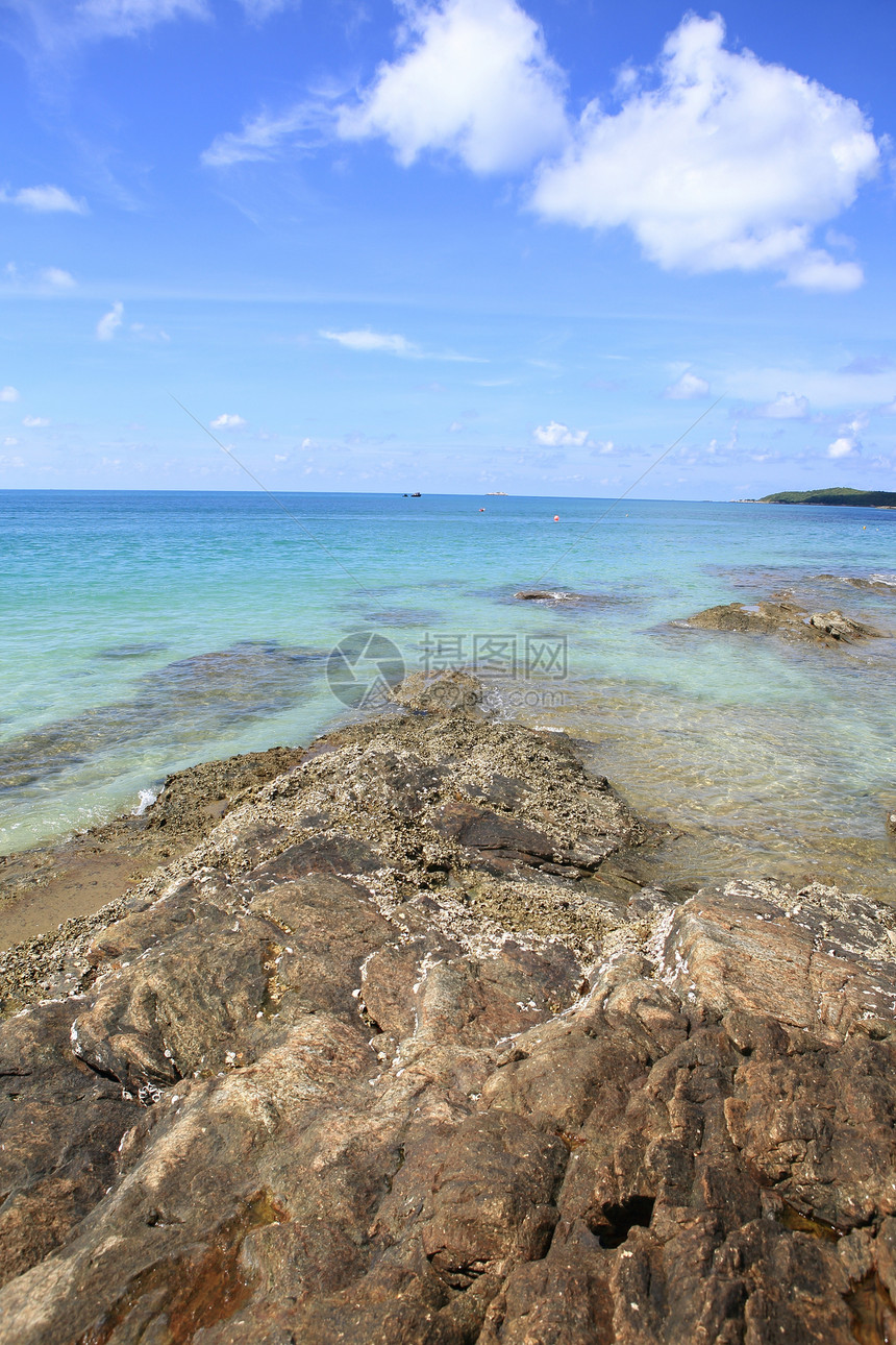 美丽的海景景观 泰国高山萨梅特岛地平线青色场景阳光岩石天空海洋晴天蓝色冲浪图片