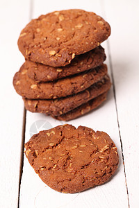 餐桌上自制的美食棕褐饼干团体麦片桌子饮食糕点营养早餐小麦小吃传统背景图片