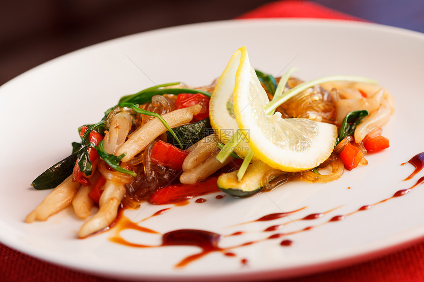 沙拉加卡拉马里美食小吃鱿鱼饮食餐厅海鲜蔬菜辣椒胡椒柠檬图片