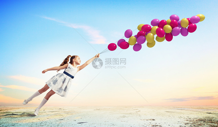 玩小女生游戏乐趣幸福快乐裙子女性女儿庆典童年蓝色气球图片