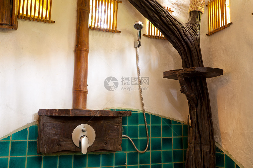 重要洗手间温泉白色龙头房间奢华淋浴洗澡房子浴室酒店图片