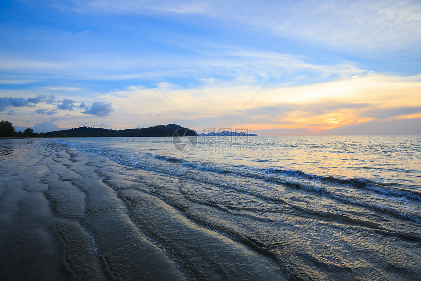 安达曼海滩日落图片
