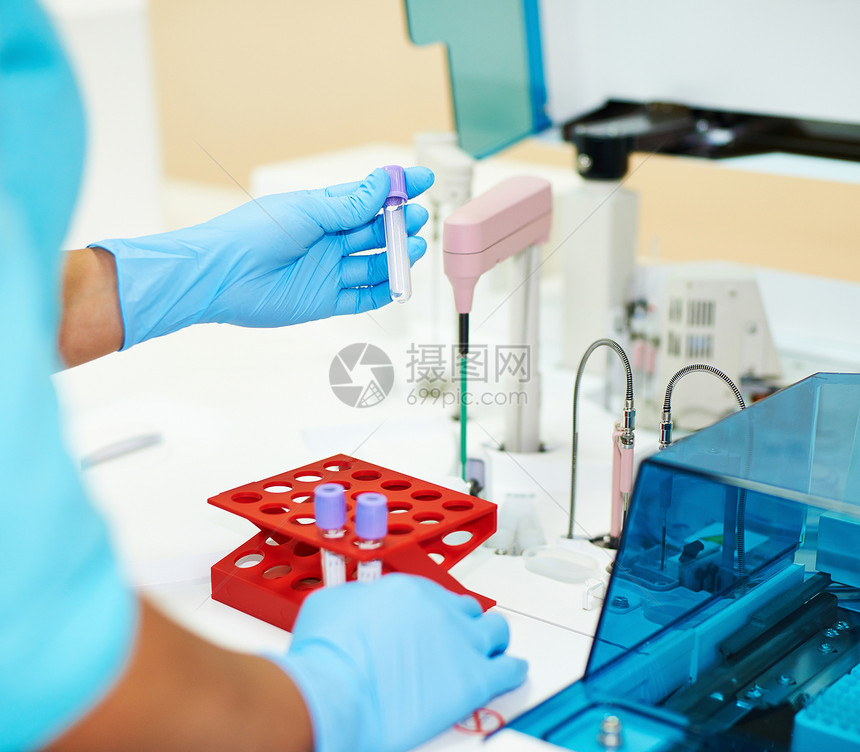 医疗化验室标签乐器化学品器皿玻璃化学护士液体健康微生物学图片