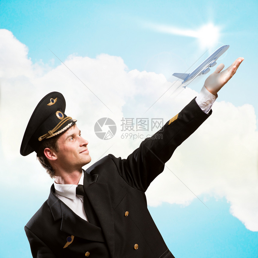 以向飞机伸出一只手的形式进行试验工作运输天线航班驾驶微笑空勤航展重力人员图片