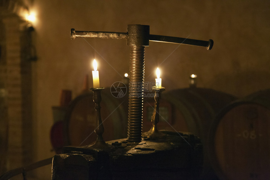新闻出版记者果汁压力乡村传统金属发酵农业酒厂酒精水果图片
