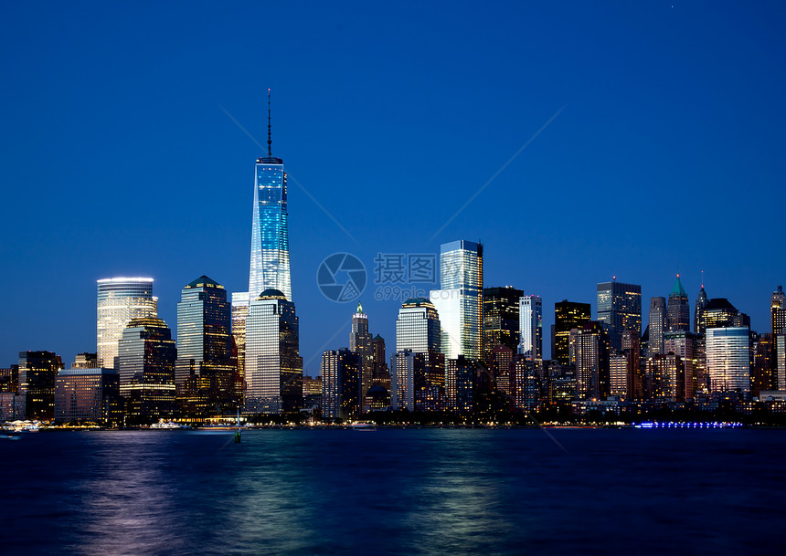 新的自由塔楼和下曼哈顿夜中天线市中心城市地标建筑学反射蓝色办公室建筑旅行自由图片