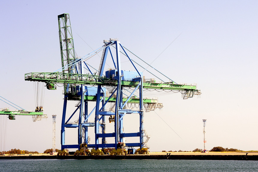 行业出口后勤贮存港口货运码头衬垫人士船运船厂图片