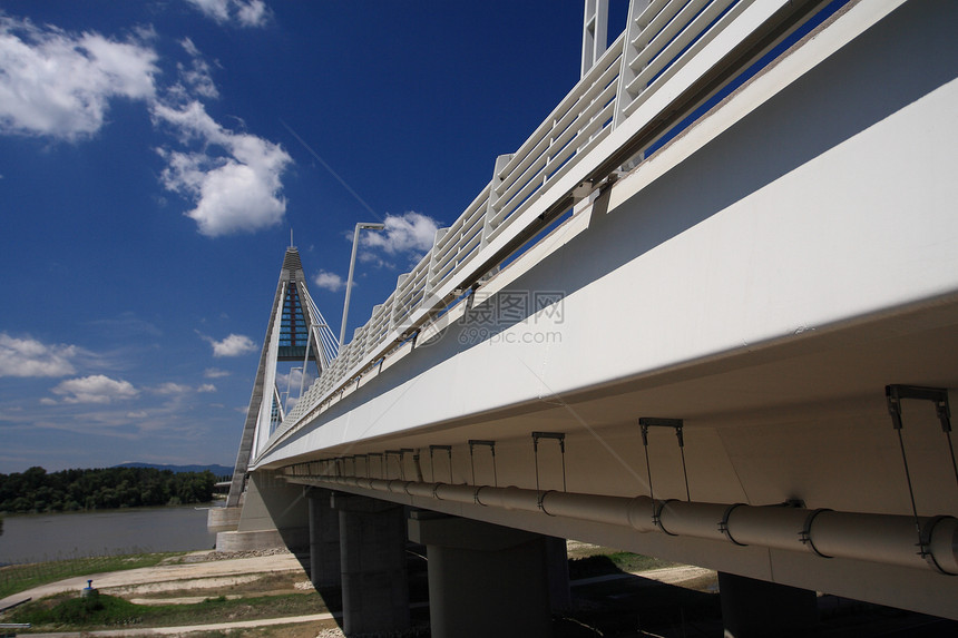 桥梁详情匈牙利旅行工程钢丝绳商业运输穿越建筑学力量天空戏剧性图片