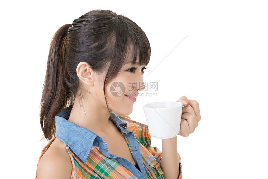 有咖啡的有吸引力的亚洲女人图片