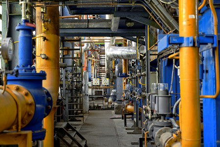 发电厂工业内地的电厂植物框架化学品走廊地面金属商业仓库技术机器背景图片