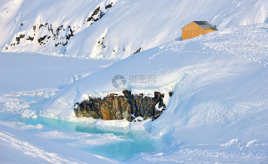 格陵兰冰川上的房子村庄假期农村气候小屋建筑学环境旅游旅行海冰图片