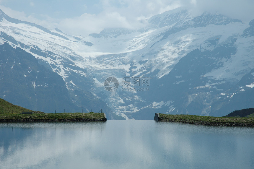 阿尔卑斯湖冰川岩石山脉旅游顶峰图片