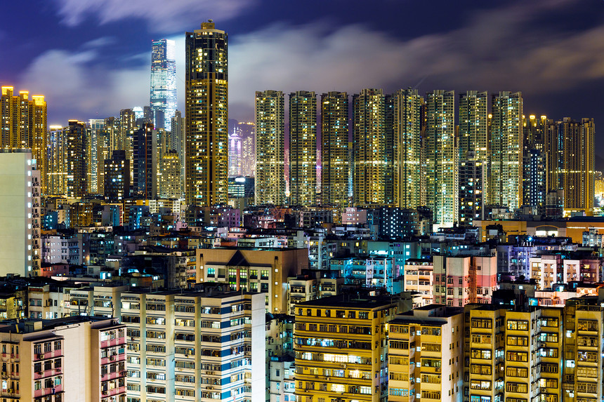 夜间在香港的住房公寓公寓楼景观民众鸟瞰图天际中心市中心房屋摩天大楼图片