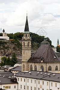 德国萨尔茨堡市 欧洲教会城市穹顶瓷砖建筑物背景图片