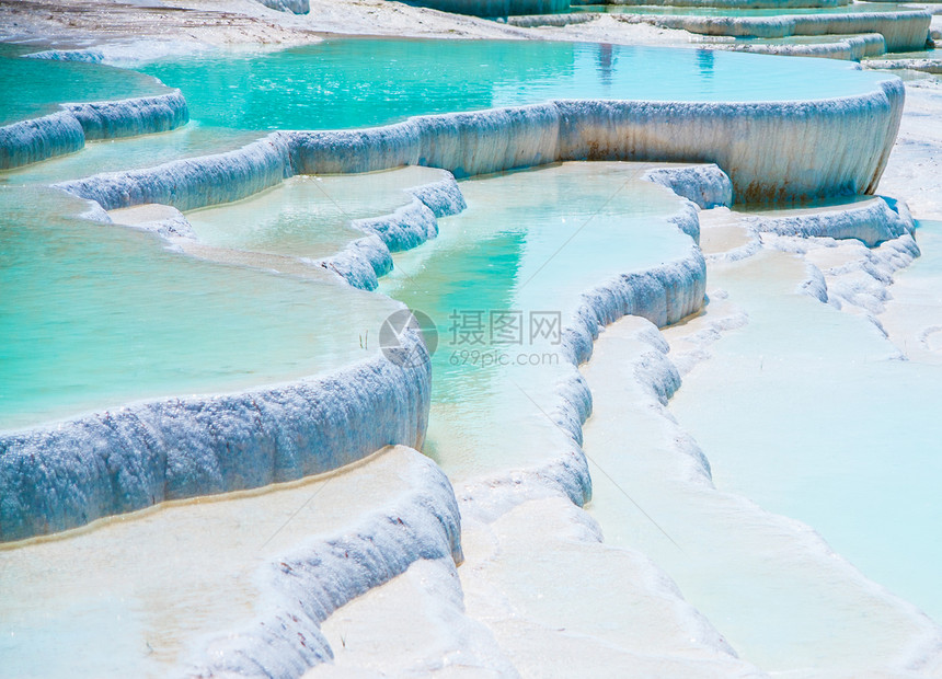 帕穆卡勒观光石灰华岩石矿物碳酸盐游客蓝色地标吸引力遗产图片