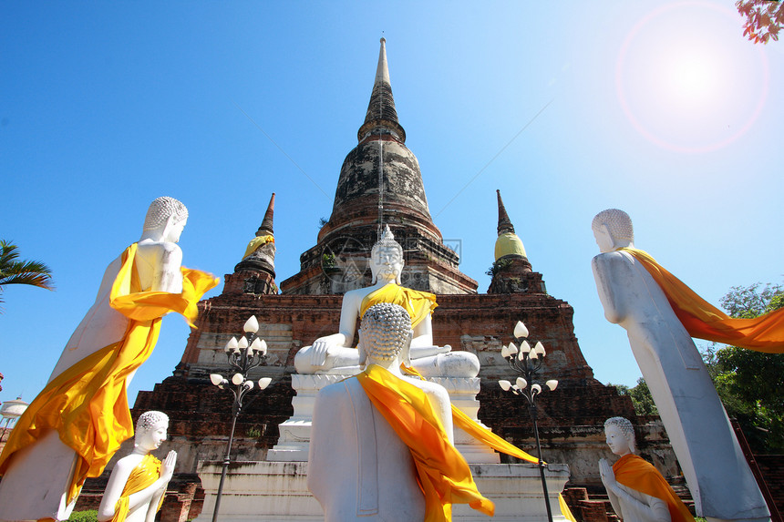 泰国阿约塔亚寺庙团体建筑学宗教旅行天空阳光尖塔废墟崇拜佛塔图片