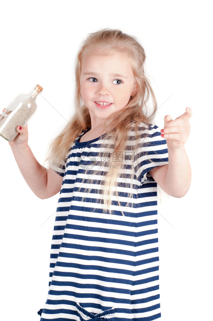 演播室里可爱的小女孩女孩儿童女儿喜悦条纹童年微笑工作室女性瓶子图片