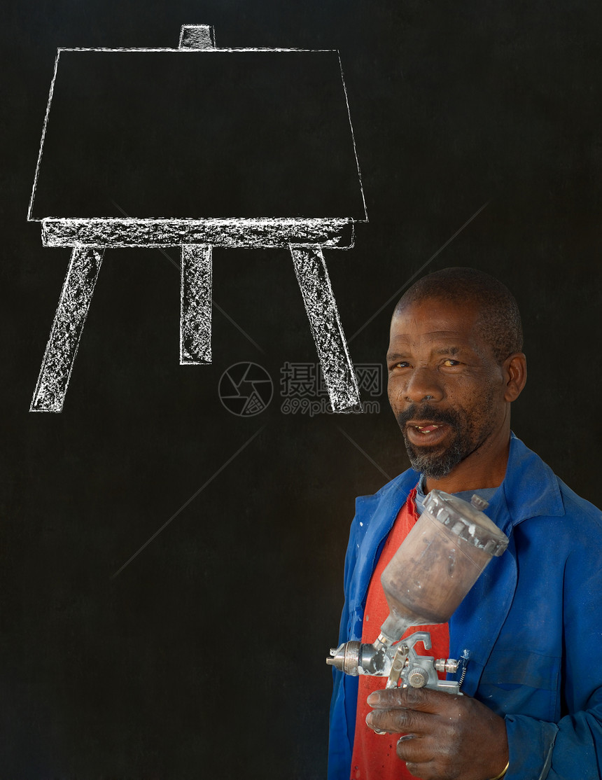 非洲黑人工业工人 黑板背景有粉笔的黑板工匠生产焊机制造业心理学工作画架黑色建造男人工艺图片