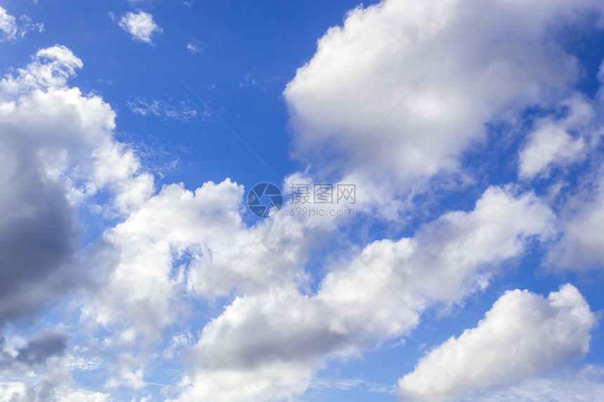 蓝天空和云幕背景气候活力晴天天气蓝天白色风景蓝色阳光场景图片