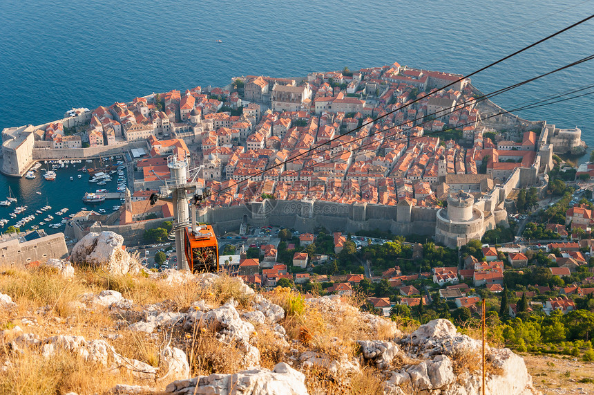 斯德山Dubrovnik的景象建筑旅游旅行景观地标堡垒游艇建筑学遗产港口图片