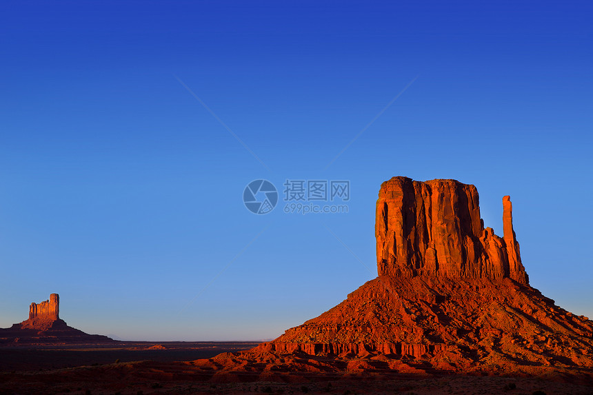 西米滕 Butte Utah纪念碑编队地标沙漠天空地质学旅行峡谷干旱公园图片