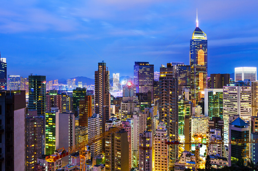 晚上在香港市风景企业建筑市中心摩天大楼天际公司办公室大楼办公楼商业图片