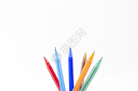 白上孤立的彩色笔教育绘画墨水收藏圆珠笔办公室工具塑料补给品紫色背景图片