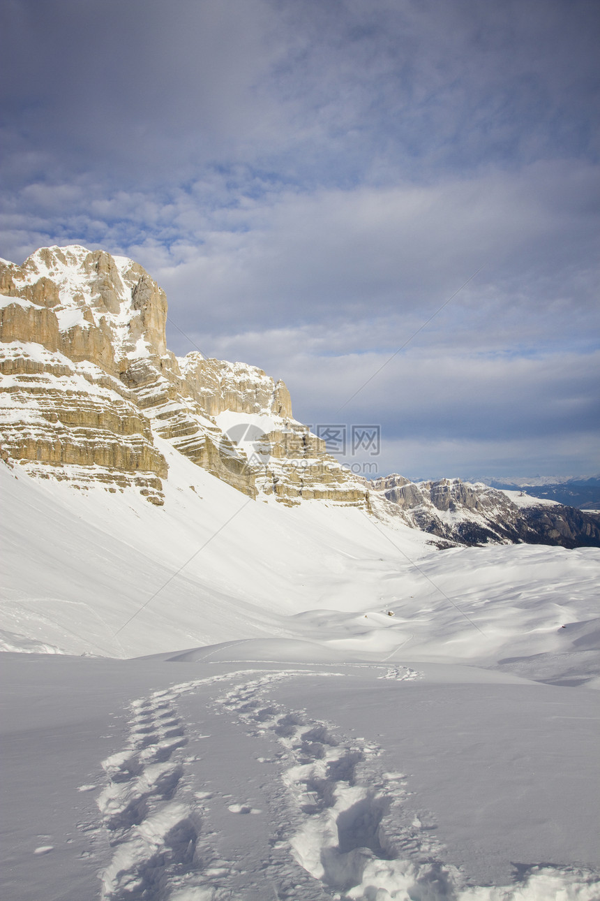 冬天的多洛美人旅行季节管道滑雪板旅游图片