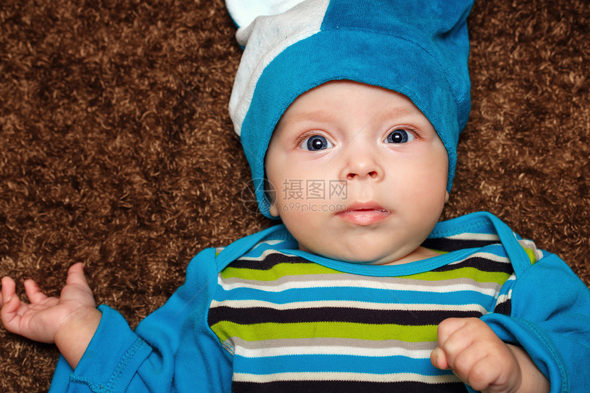 蓝眼睛婴儿光束非读者幸福微笑宝贝头巾窗灯孩子守门员情怀图片